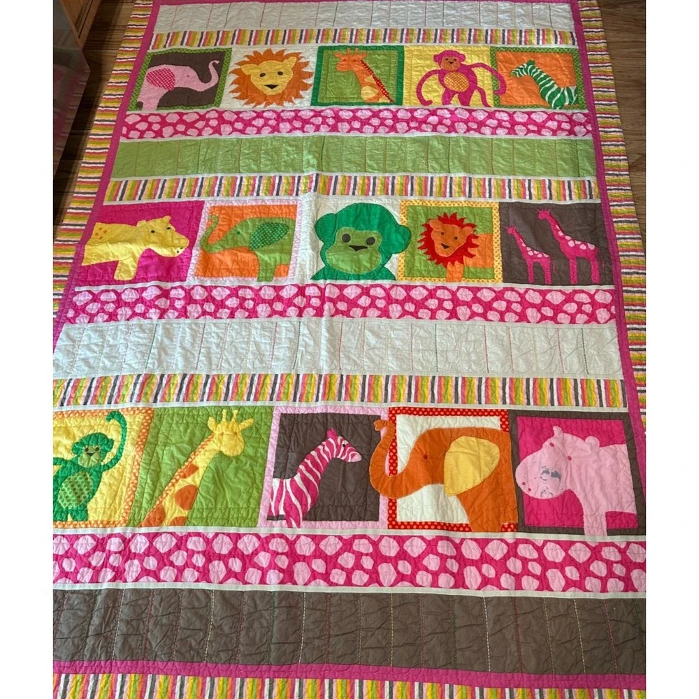 Vintage Bright Circo Twin Animal Zoo Print Quilt and Pillowcase Bedding 2 Pieces